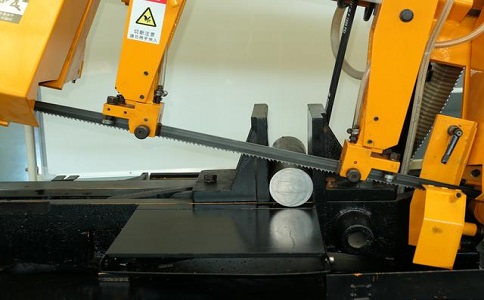 攸县数控带锯床自动送料精度会出现偏差吗？